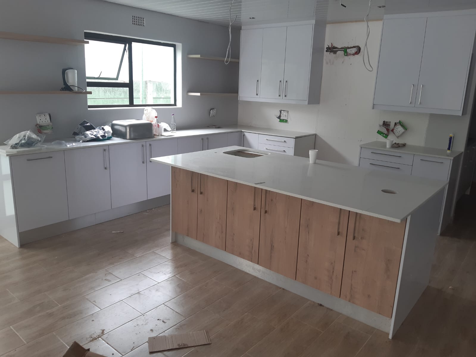 Apex countertop installation in progress